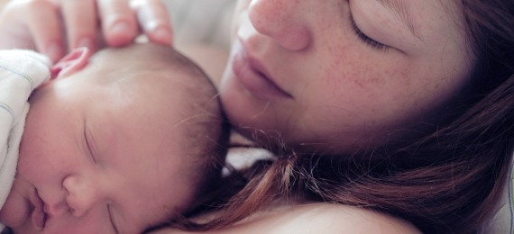 Is_breastfeeding_the_right_choice_for_me_horizontal_teaser_d_570x260.jpg