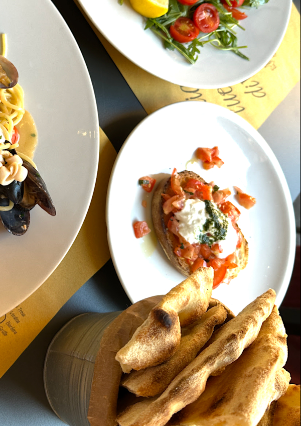 5-min we're-back-in-rome lunch