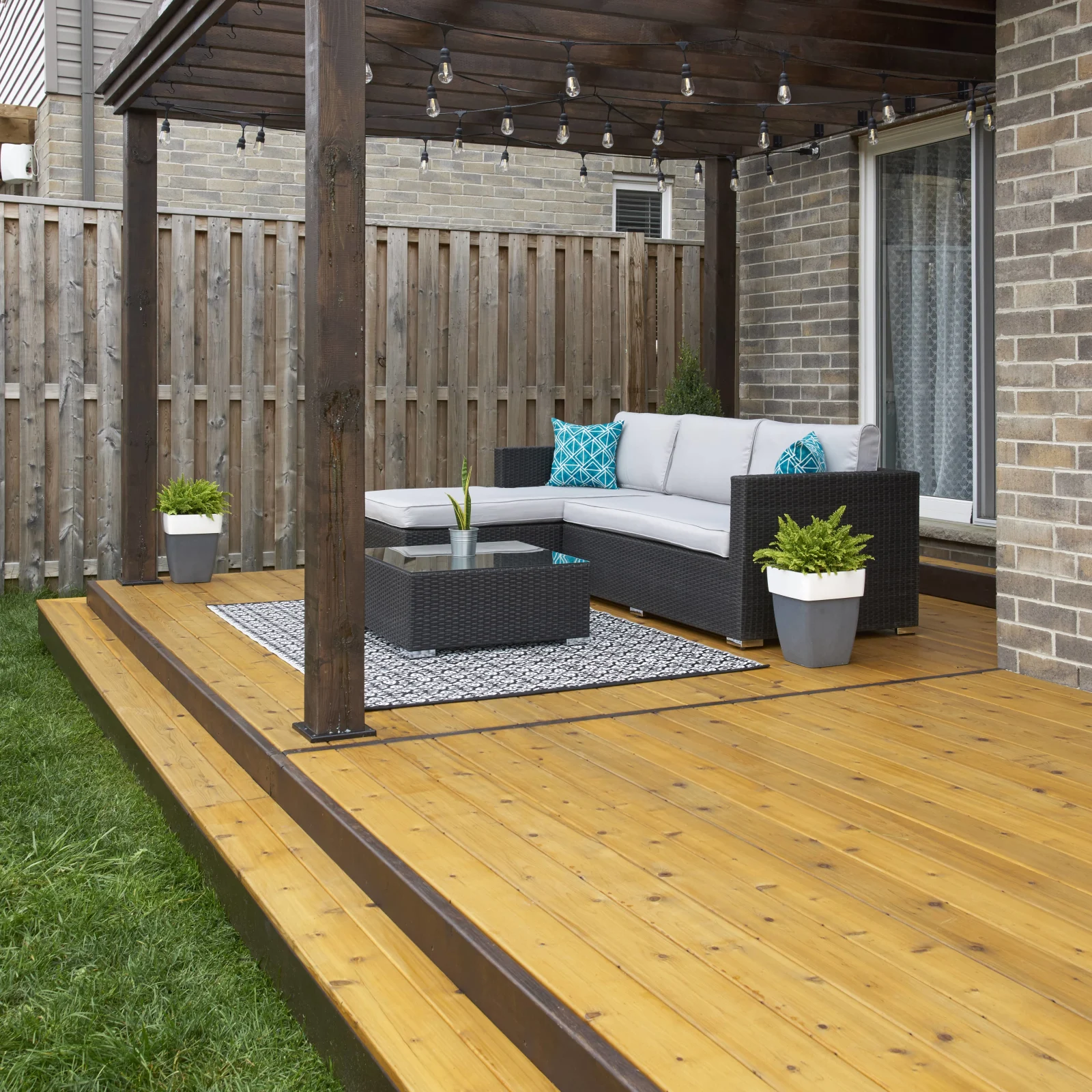 Cedar Backyard Deck