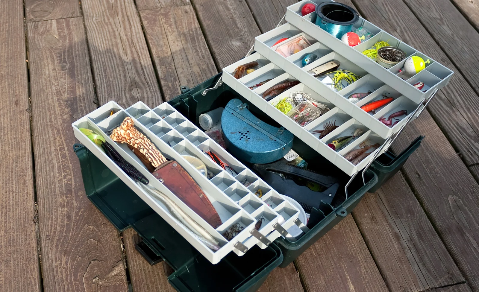 Clean & Organize Your Tackle Box