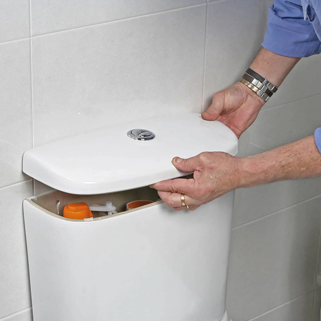 Comment réparer une toilette qui fuit