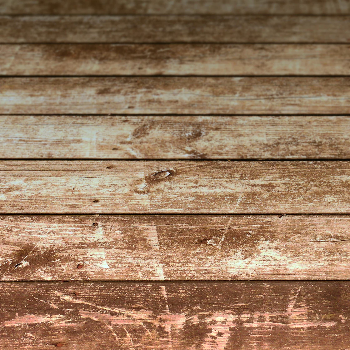 deck with scratches 1120x1120