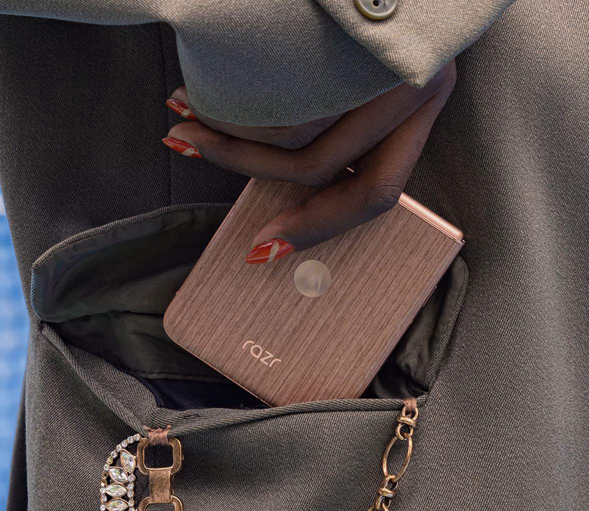 Moto razr 60 ultra prod desc 2 img