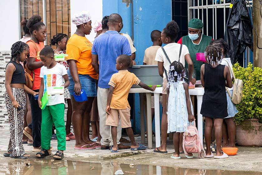 Colombia: dopo il terremoto, la chiesa dona speranza
