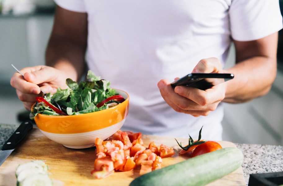 summer vibe villa edit meal plan app cooking salad