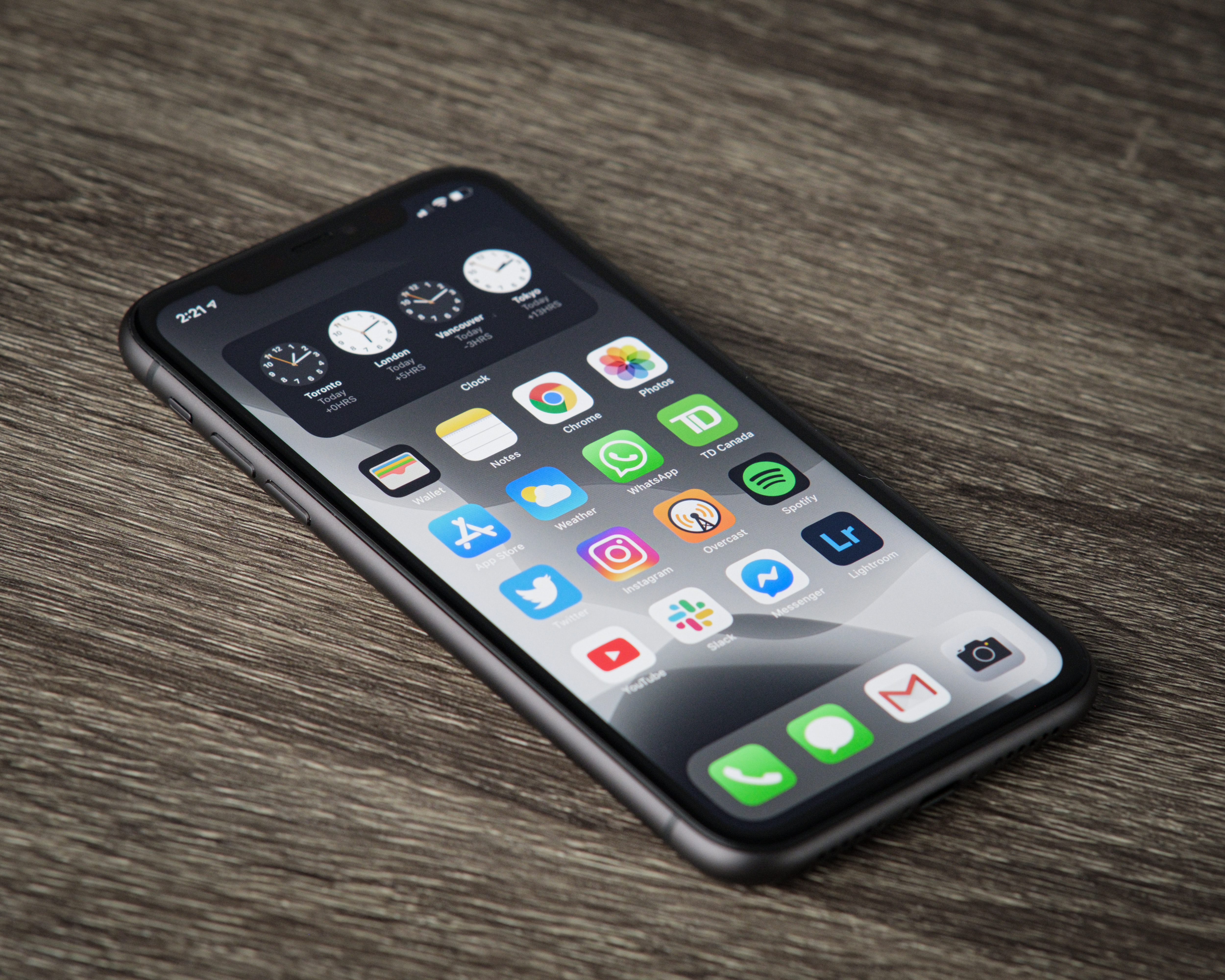 Mobile apps on iPhone