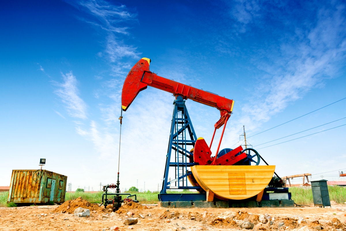 oil well and blue sky