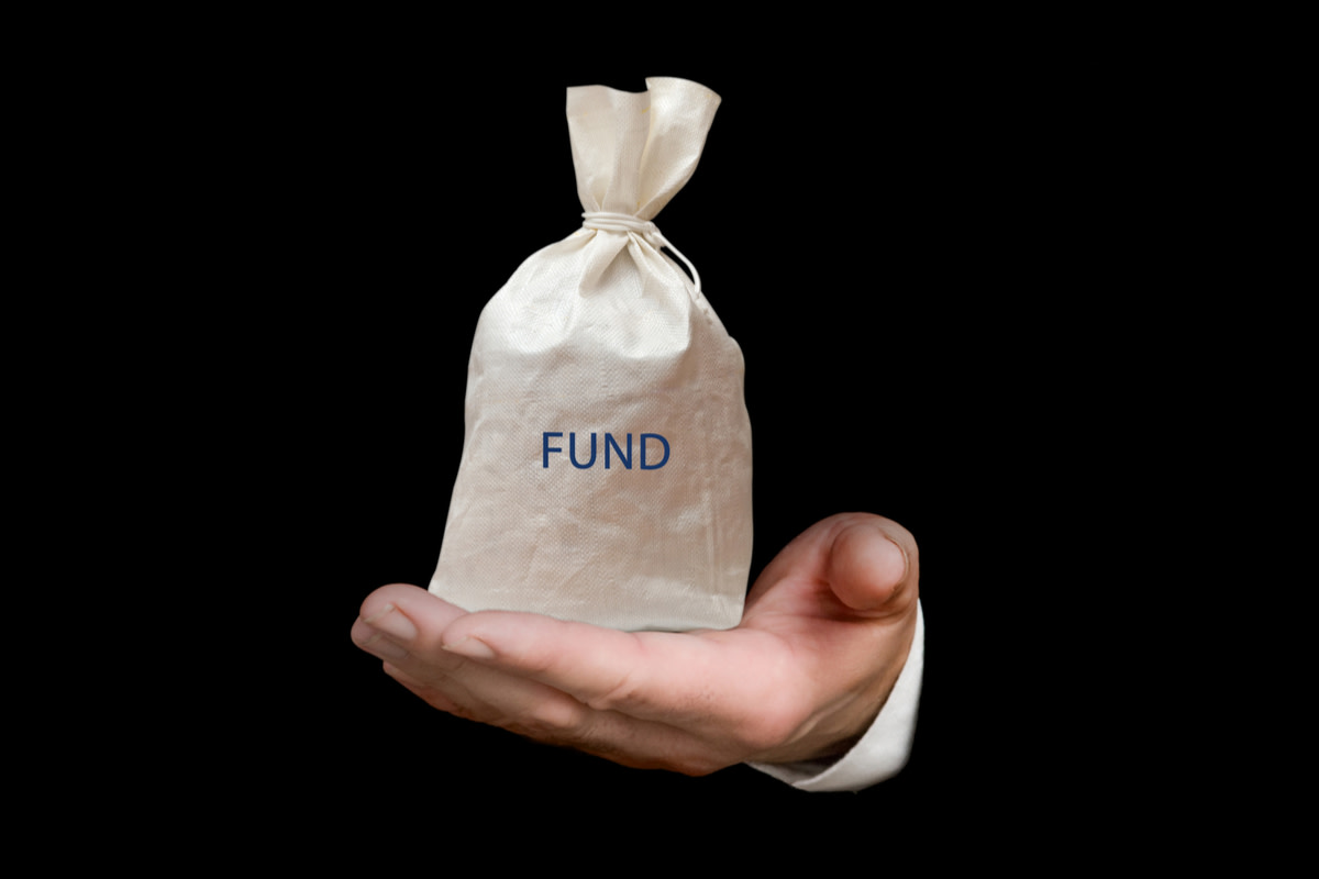 Bag with fund sign