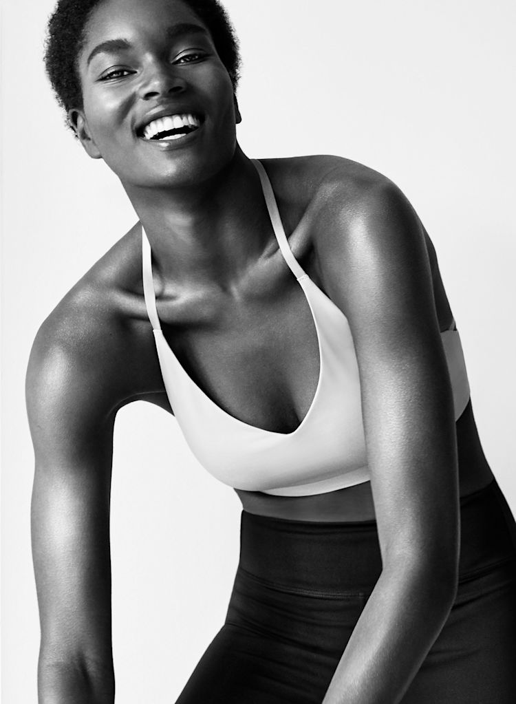 Mirror-Interactive-Gym-Black-And-White-Woman-Lifestyle-Photo