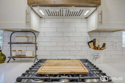 How to Choose the Perfect Kitchen Backsplash: Tips and Ideas
