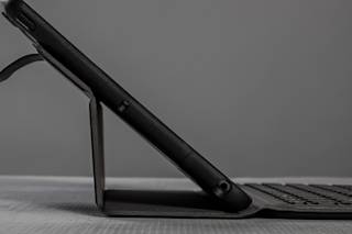 UAG Rugged Bluetooth Detachable Keyboard with Trackpad & Backlit Keys iPad 10.2" (7th Gen, 2019) Case iPad 10.2" (7th Gen,...