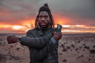 Best Tech Gifts for Active Moms & Dads