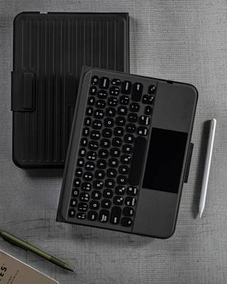 UAG Rugged Bluetooth Detachable Keyboard with Trackpad & Backlit Keys iPad 10.2" (7th Gen, 2019) Case iPad 10.2" (7th Gen,...