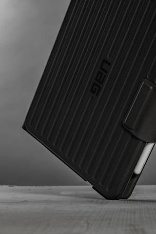 UAG Rugged Bluetooth Detachable Keyboard with Trackpad & Backlit Keys iPad 10.2" (7th Gen, 2019) Case iPad 10.2" (7th Gen,...