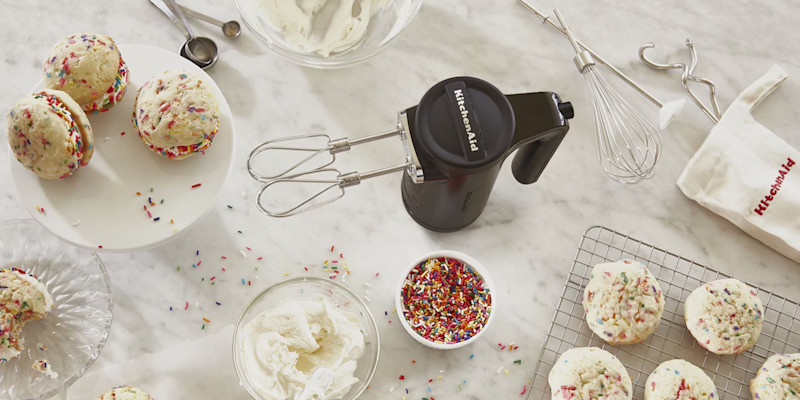 How to use a hand mixer IMG 001