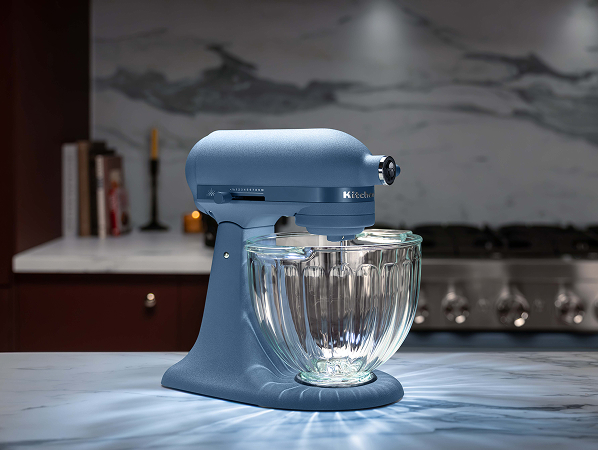 KitchenAid® Design Seires Luminaire stand mixer in blue peppercorn with a glass bowl
