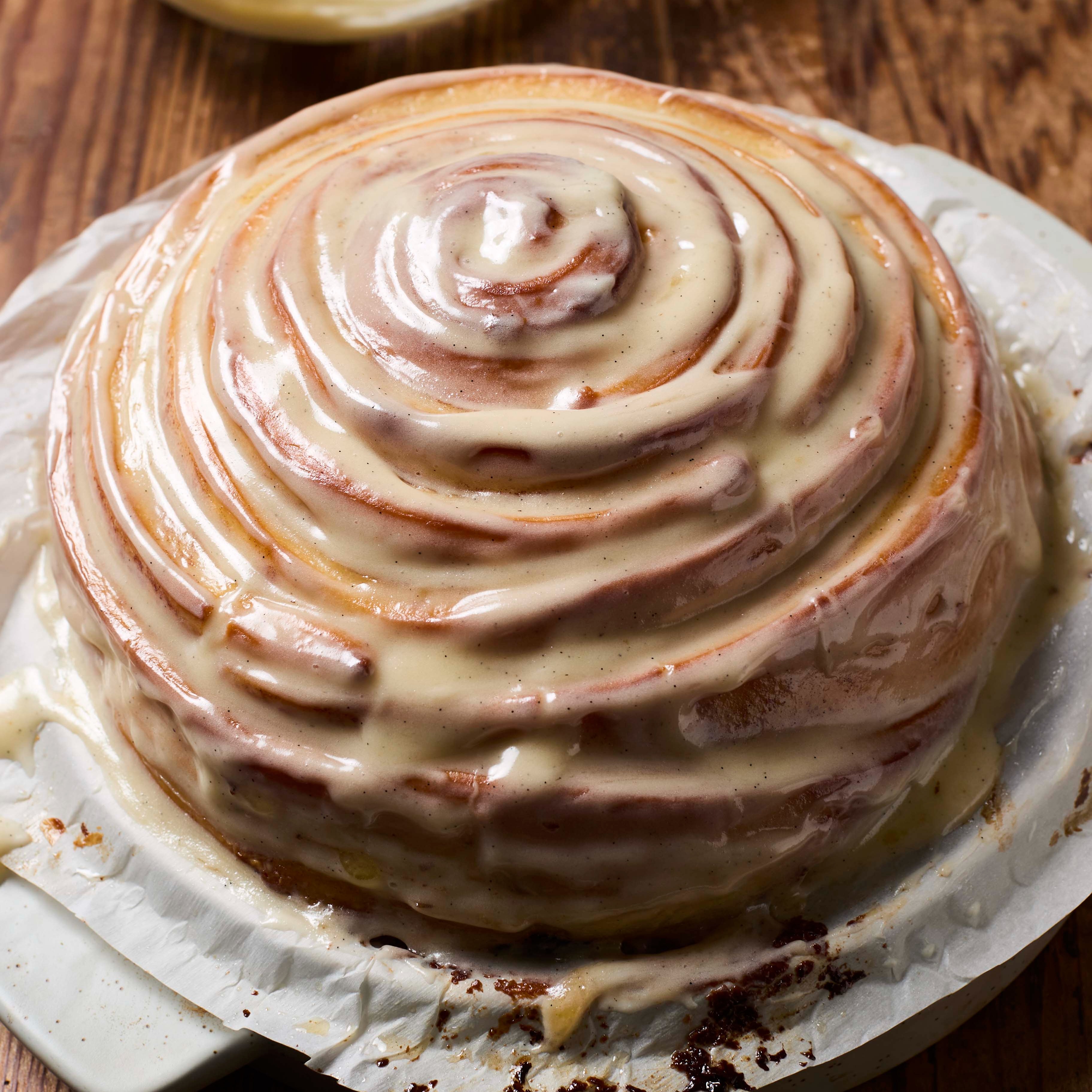 Pem6Et48SEbBGk9S5U7y_KA_BREAD_BOWL_CINNAMON_ROLL_STYLED_V_V1.jpg