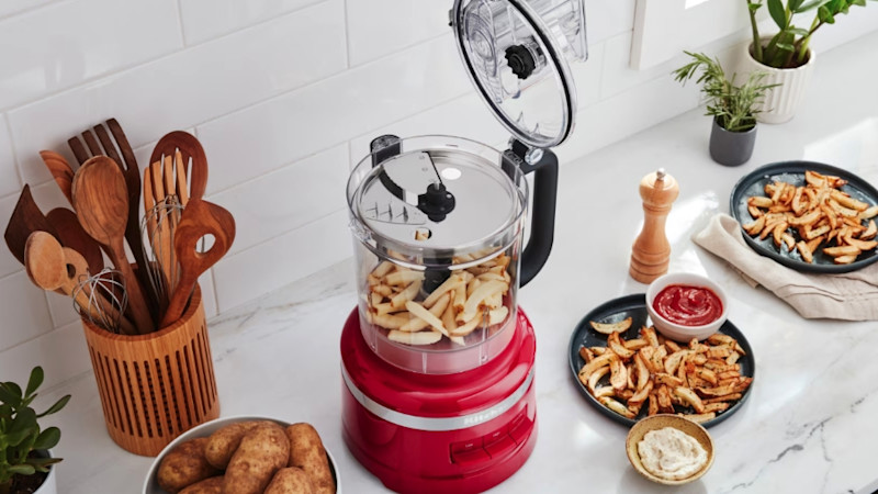 How to slice, dice and chop potatoes in a food processor - hero