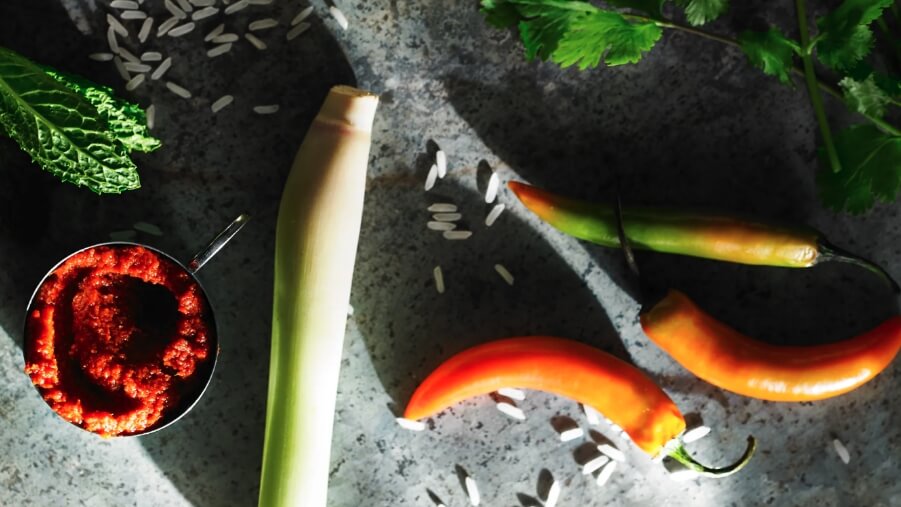 How to make homemade sriracha hot sauce IMG 001