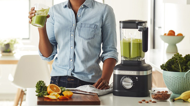 green juice in a blender IMG 001