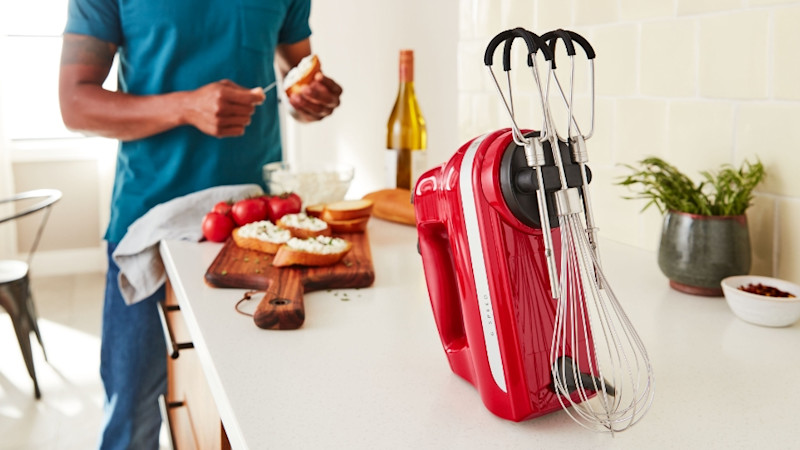 Hand mixer attachment uses - hero