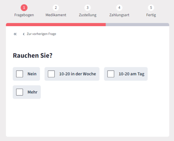 Medizinischer Fragebogen mit Befragung zum Rauchverhalten.