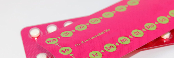 Pillenblister mit Antibabypille, 21 Tabletten zur oralen Einnahme.