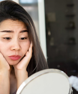 Morgens geschwollene Augen
