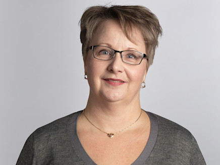 Lotta Engström