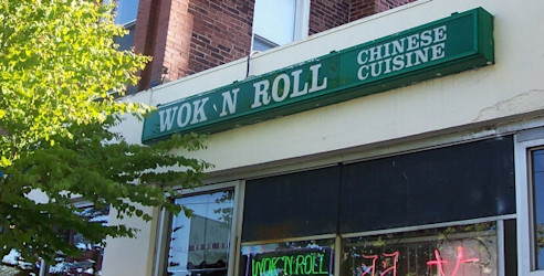 Wok 'N Roll Exterior