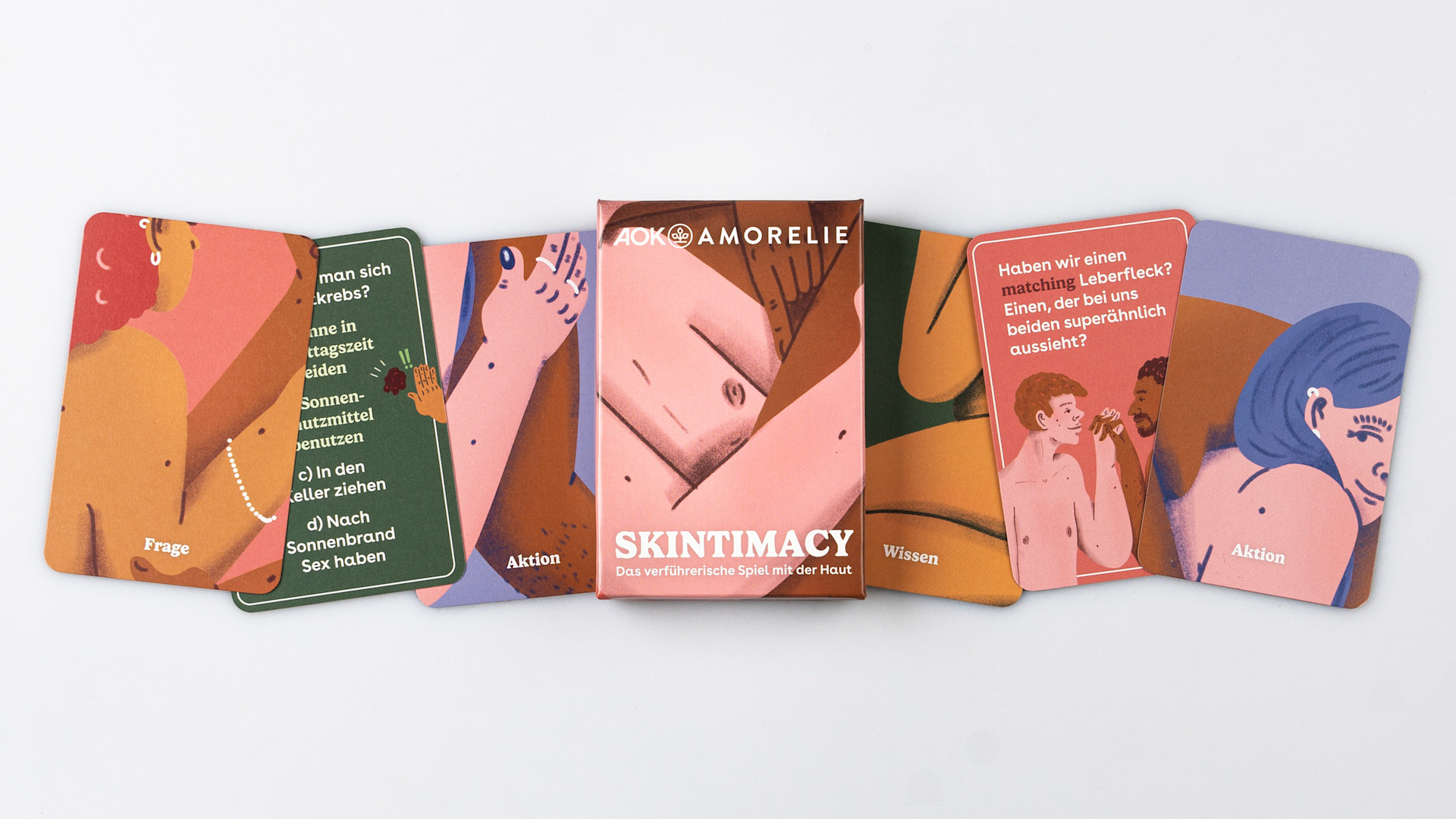 Presse | Skintimacy | Image 16:9 Mit rund 230.000 Neuerkrankungen pro Jahr gehört Hautkrebs zu den häufigsten Krebserkrankungen in Deutschland. Die Zahlen steigen seit Jahren. Dabei ist es eine Krebsart, der man in den meisten Fällen gut vorbeugen und die man selbst erkennen kann. Die AOK-Kampagne von Scholz & Friends in Zusammenarbeit mit AMORELIE baut Scham und Tabus bei nackter Haut und Leberflecke ab und motiviert die Menschen in Deutschland zum eigenen Haut-Check und Hautkrebsscreening bei einer Ärztin oder einem Arzt. Im Zentrum steht ein erotisches Spiel für Menschen in Partnerschaften.
Die Kampagne von Scholz & Friends wurde mehrfach ausgezeichnet:
Deutscher PR-Preis: 1x Silber, 1x Bronze
Healthcare Advertising Awards: 1x Silber
The Best Agency: 1x Silber