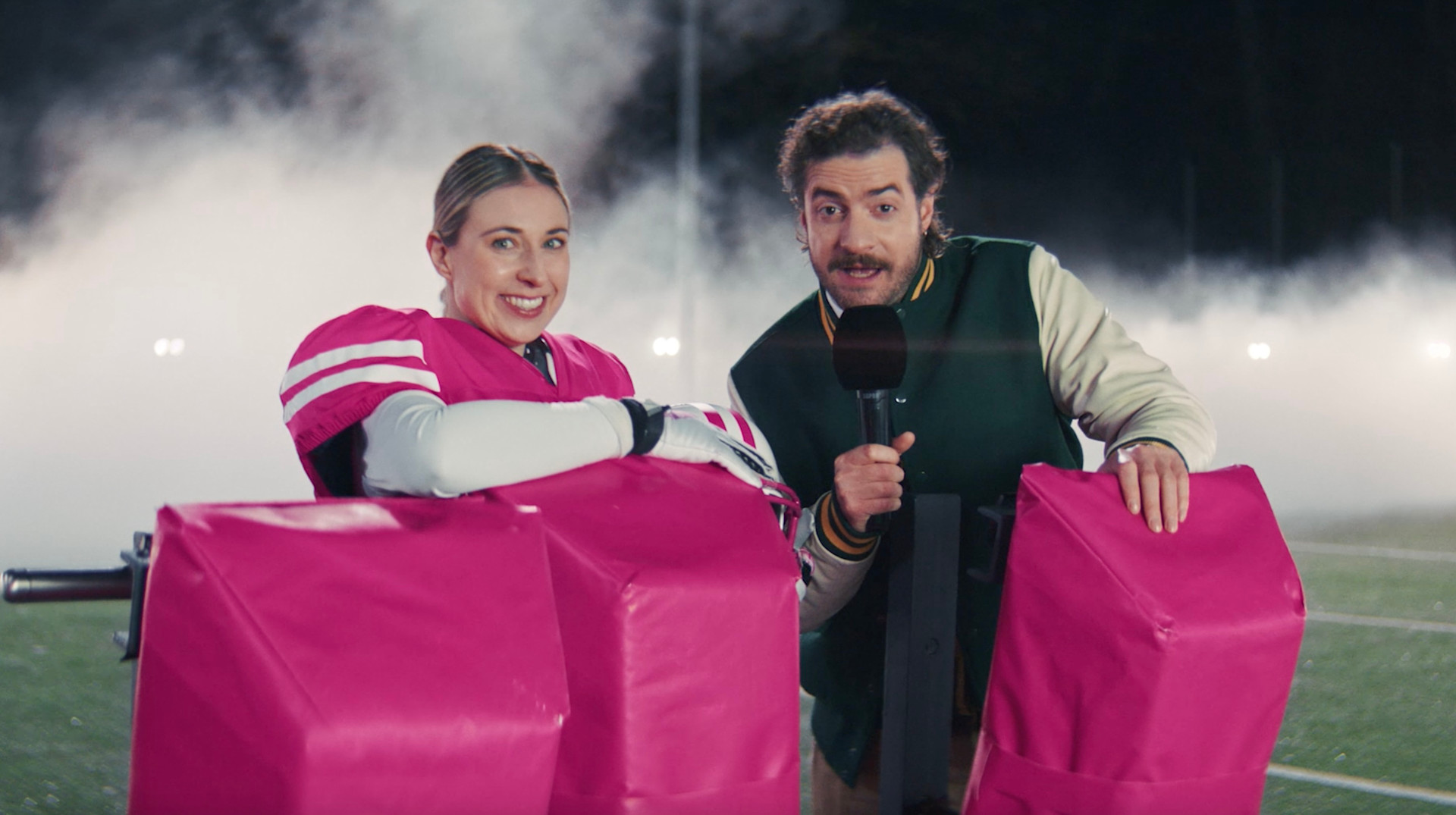 Presse | So aufmerksamkeitsstark zünden T Business und Scholz & Friends Hamburg die nächste Stufe ihrer Zusammenarbeit | Poster desktop