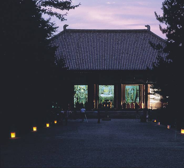 Kangetsu Sanbutsue 01