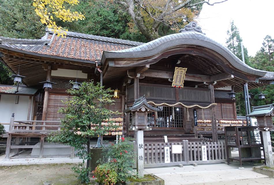 Katsuragi Hitokotonushi-jinja Shrine 01