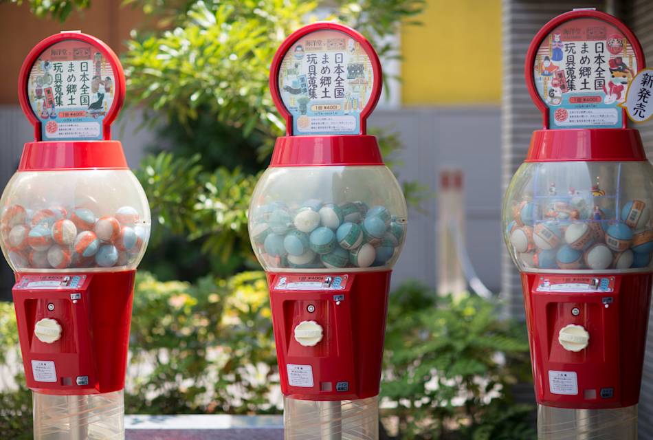 Sanjo-dori Street 01