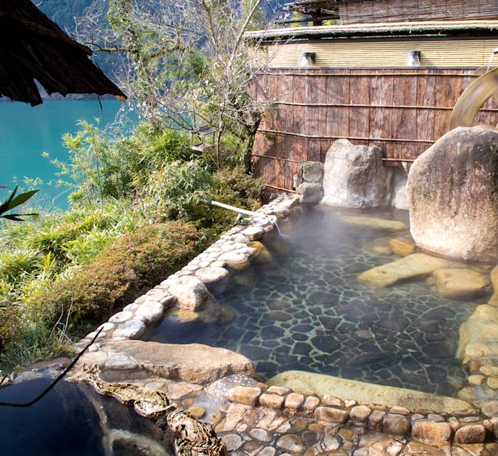 Kosenkaku Yoshinoya 01