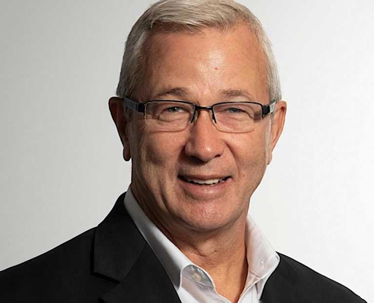 A headshot of Hearthside CEO Chuck Metzger