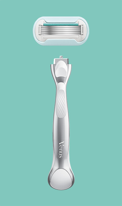 Manche et lame détachés du rasoir Gillette Venus Extra Smooth Sensitive