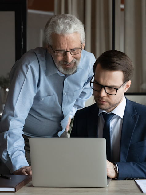 A senior financial advisor trains an associate advisor