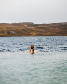 RE blogs-Vök Baths - I6A5198
