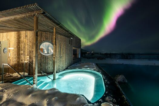 RE blogs-Laugaras Lagoon Night GO-19