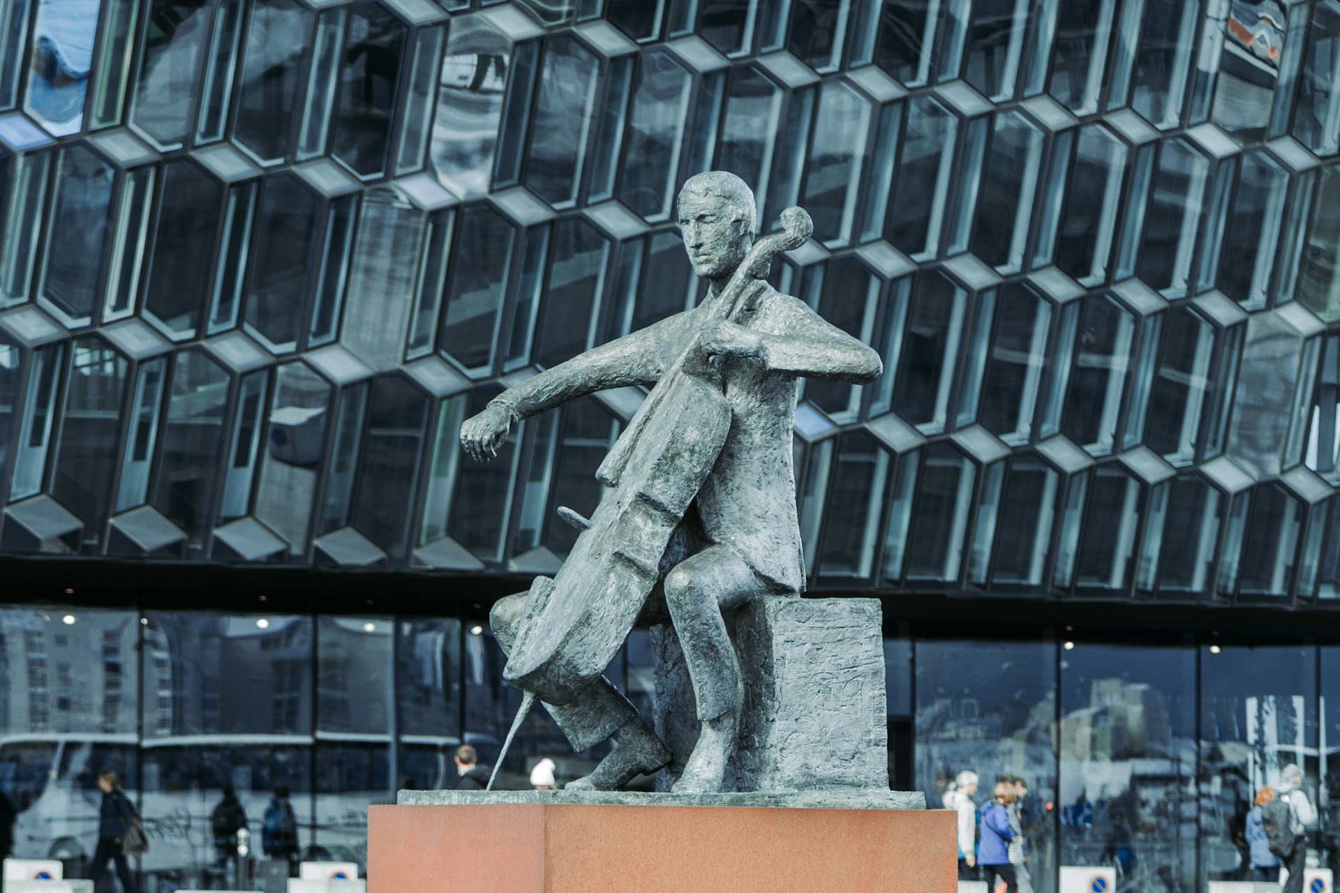 Sculpture, Reykjavík Harpan.