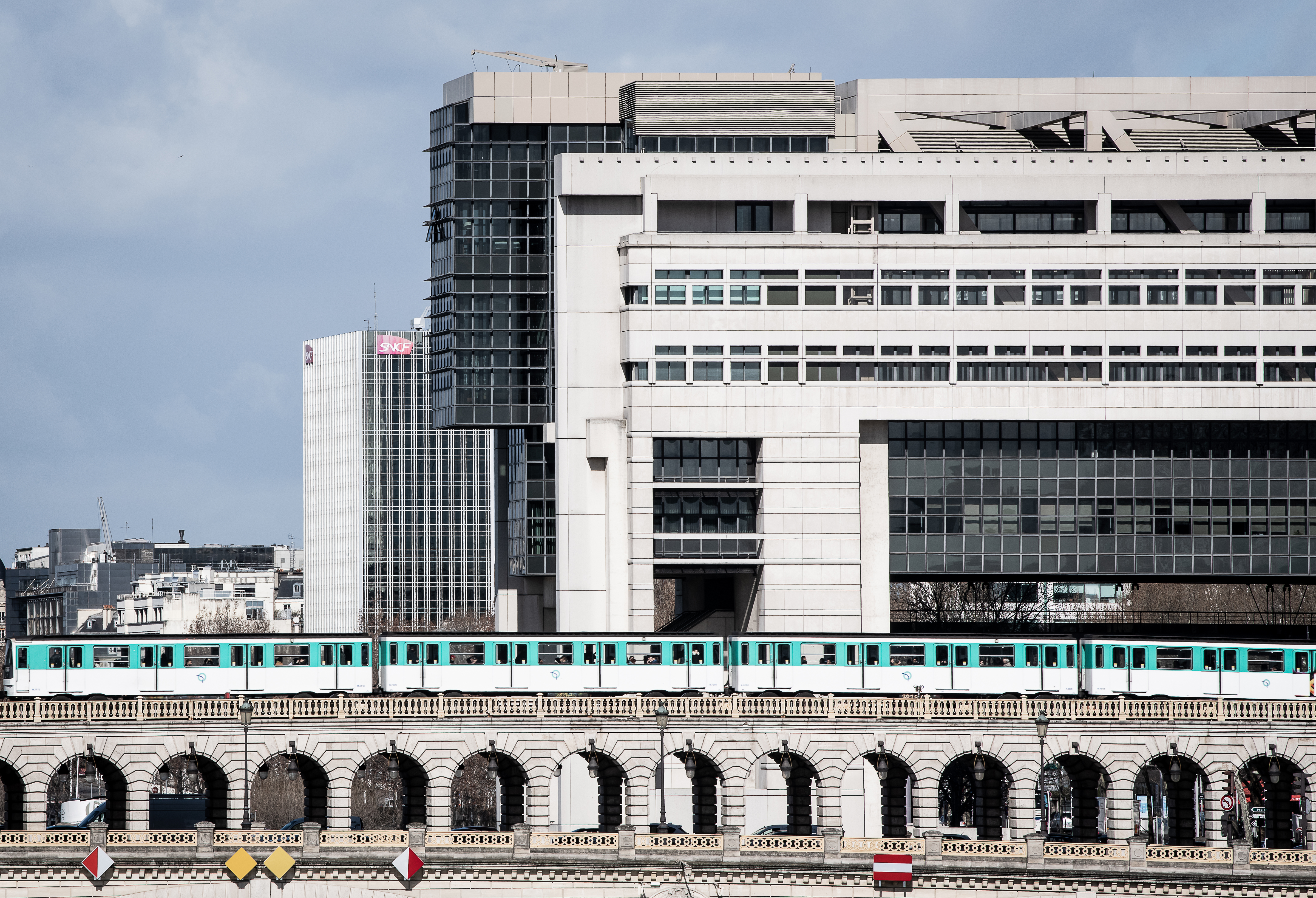 Stratégie nationale de l'ESS : un cap fixé par l'État, une confiance qui reste à construire