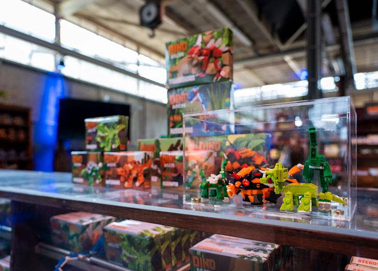 Bouw thuis je eigen dino