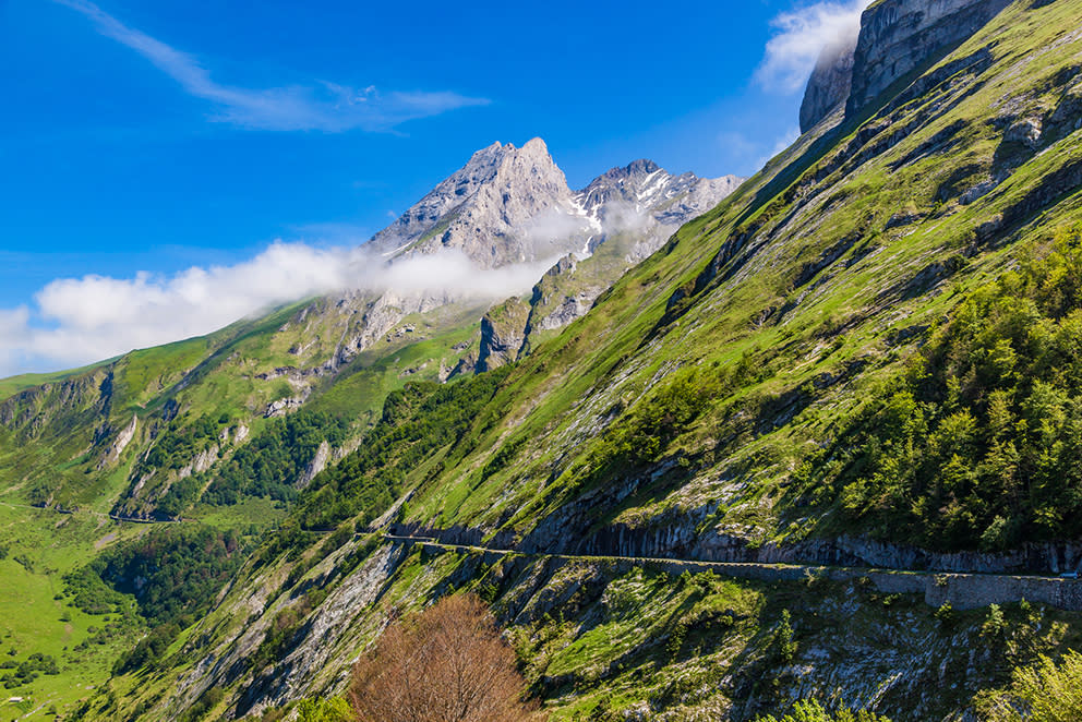 Tenk å sykle i disse fantastiske fjellene.