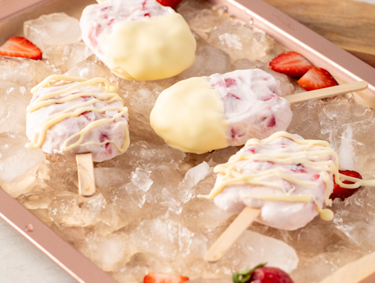 Strawberry Yoghurt Pops Protein