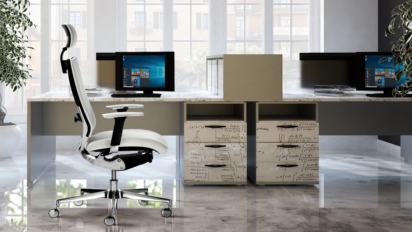 Sedia ergonomica elegante e moderna