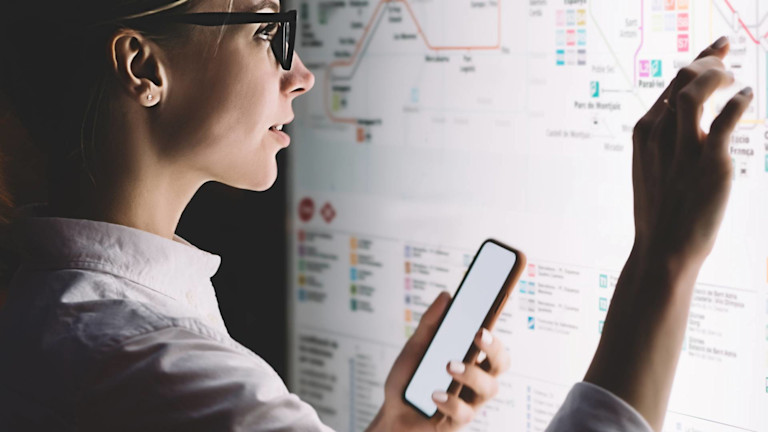 Monitor interattivi per aziende e scuole