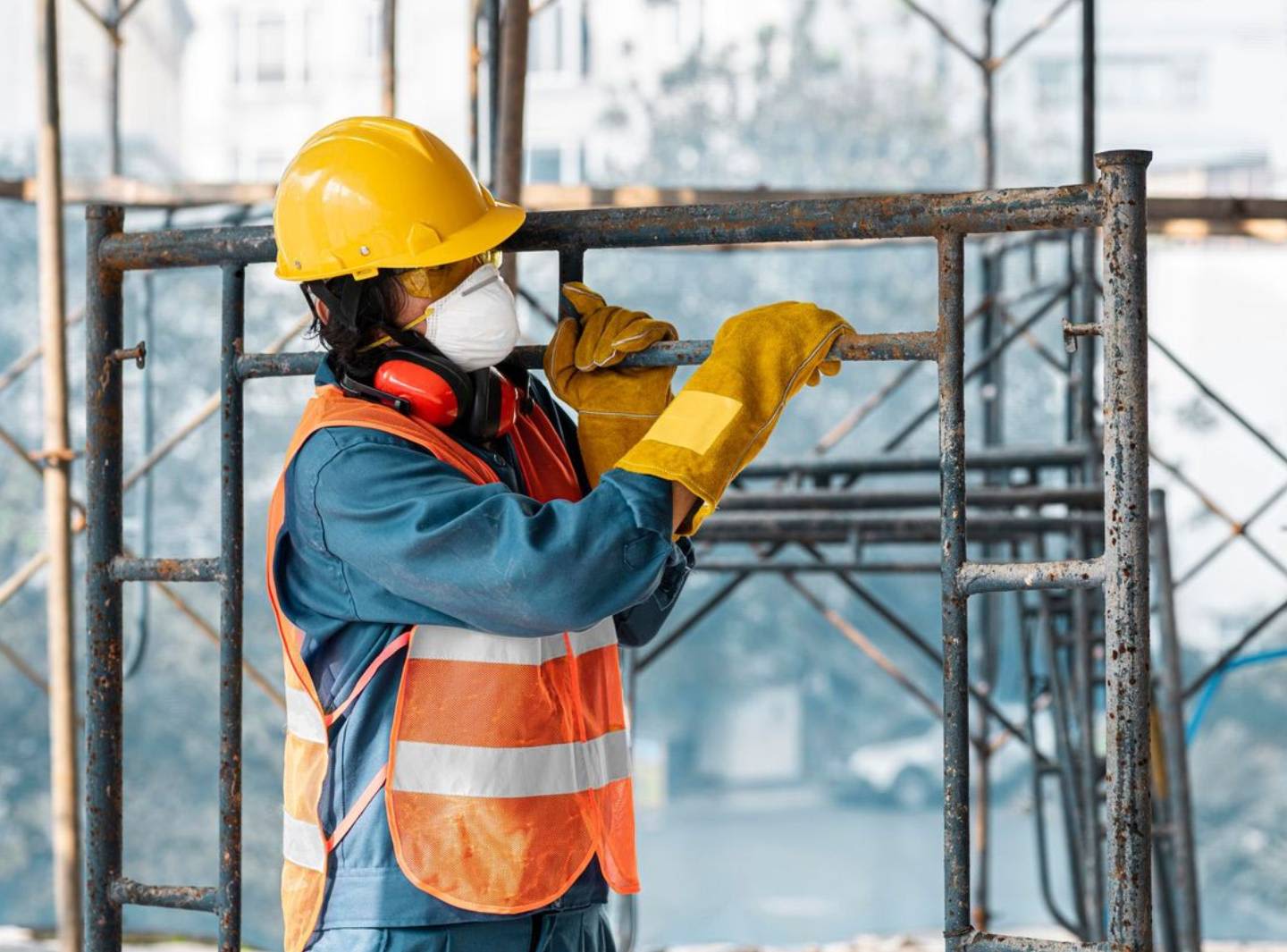 Abbigliamento da lavoro edile e stradale