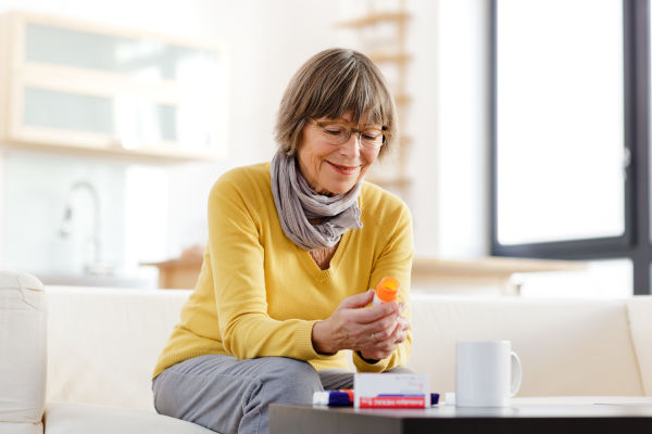 As we age, many of us find ourselves with health conditions that require medication. While these medications are often crucial for our health, some may have adverse side effects on our oral health.

